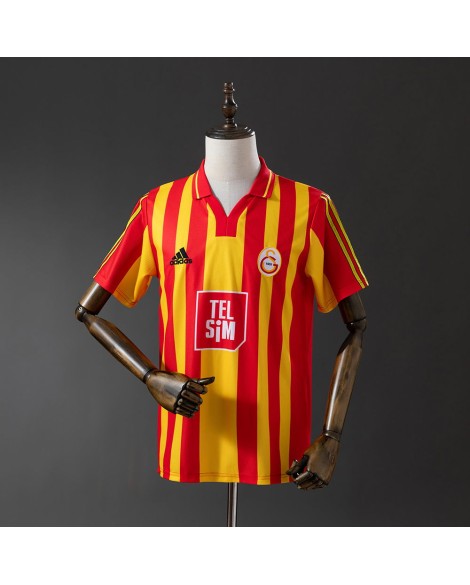 Galatasaray Heimtrikot der Saison 99/00 (Retro)