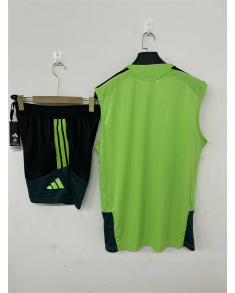 Mexiko Trainingsoutfit 2627 - Grün (ärmelloses Top + Shorts)