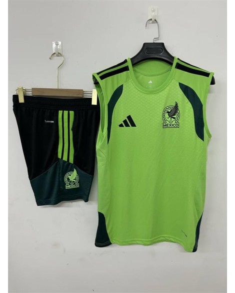 Mexiko Trainingsoutfit 2627 - Grün (ärmelloses Top + Shorts)