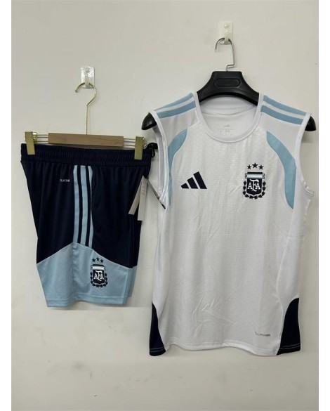Argentiniens weißes Trainingsoutfit für 2026 (ärmelloses Trikot + Shorts)