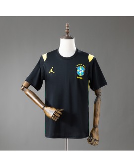 Diamantbesetzte Jacke der brasilianischen Marke Jordan – schwarz