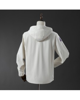 Brasilianische winddichte Jacke – cremeweiß
