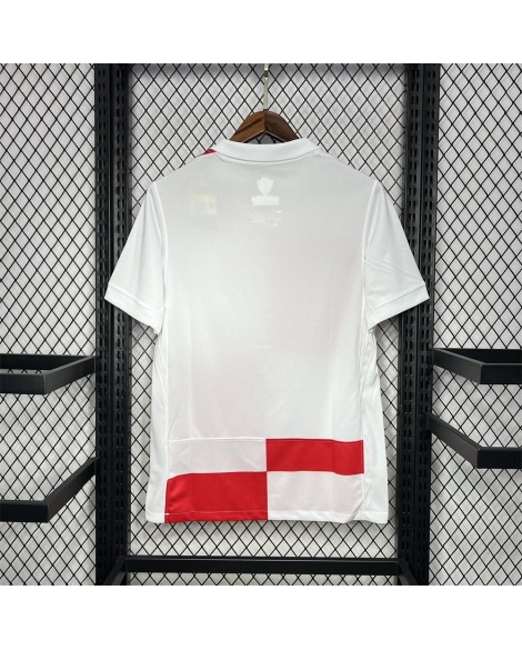Kroatiens Heimtrikot für die 2024 Europameisterschaft