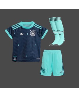Deutschland Auswärtstrikot 2026 – Kinder (Kurzarmtrikot + Hose + Stutzen)