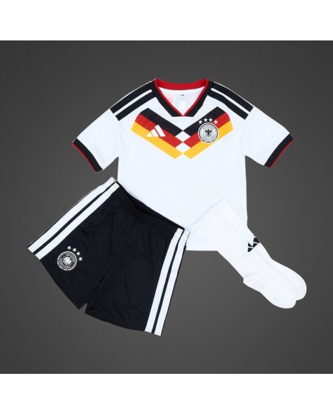 Deutschland Heim-Trikot 2026 – Kind (Kurzarm-Trikot + Hose + Stutzen)