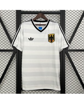 Deutsches Retro-Trikot in Weiß von 1984