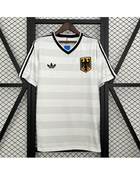 Deutsches Retro-Trikot in Weiß von 1984