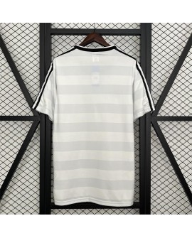 Deutsches Retro-Trikot in Weiß von 1984