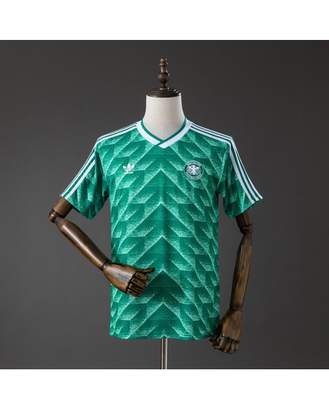 Deutschland Auswärtstrikot der Saison 90/91 (Retro)