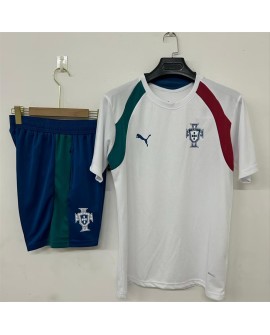 Portugal 2026/27 Aufwärmtrikot vor dem Spiel