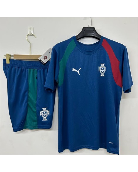 Portugal 2026/27 Aufwärmtrikot vor dem Spiel