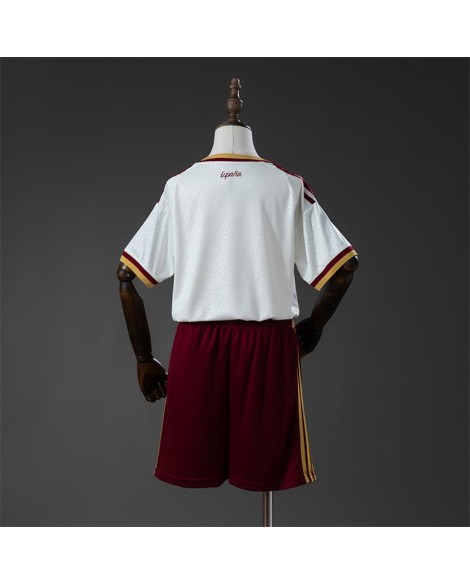 Spanien Auswärtstrikot 2026 – Kinder (Trikot + Hose)