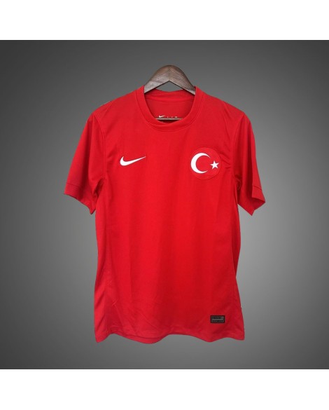 Auswärtstrikot der Türkei für die Europameisterschaft 2024/25 Auswärtstrikot der Türkei für die Europameisterschaft 2024/25