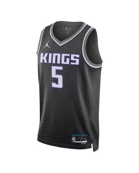 Aaron Fox Sacramento Kings Swingman 2022/23 Men's Black No. 5 Shirt für Herren.