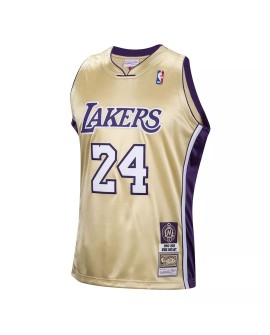 Los Angeles Lakers Kobe Bryant No. 24 Mitchell&Ness 2020 Gold Medal Hall of Fame Herren Shirt