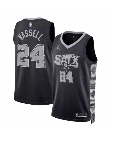 Herren San Antonio Spurs Devin Vassell 24 Jordan Brand Schwarz 2022/23 Swingman Jersey mit Disclaimer Edition