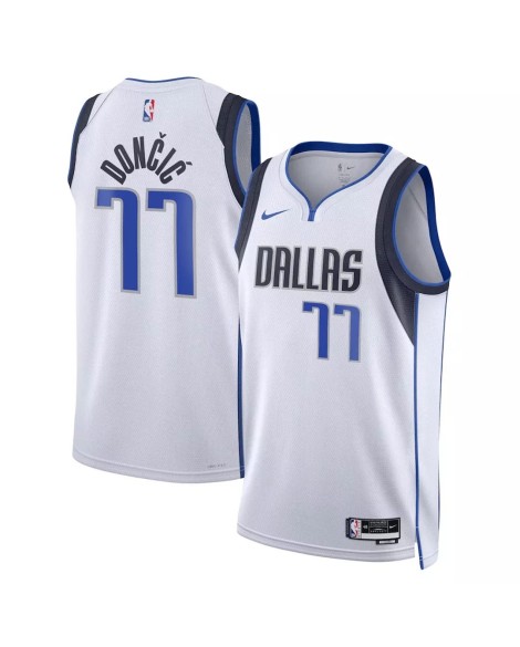 Nike Herren Nike White 2022/23 Dallas Mavericks Luka Doncic No. 77 Swingman Shirt mit Association Edition